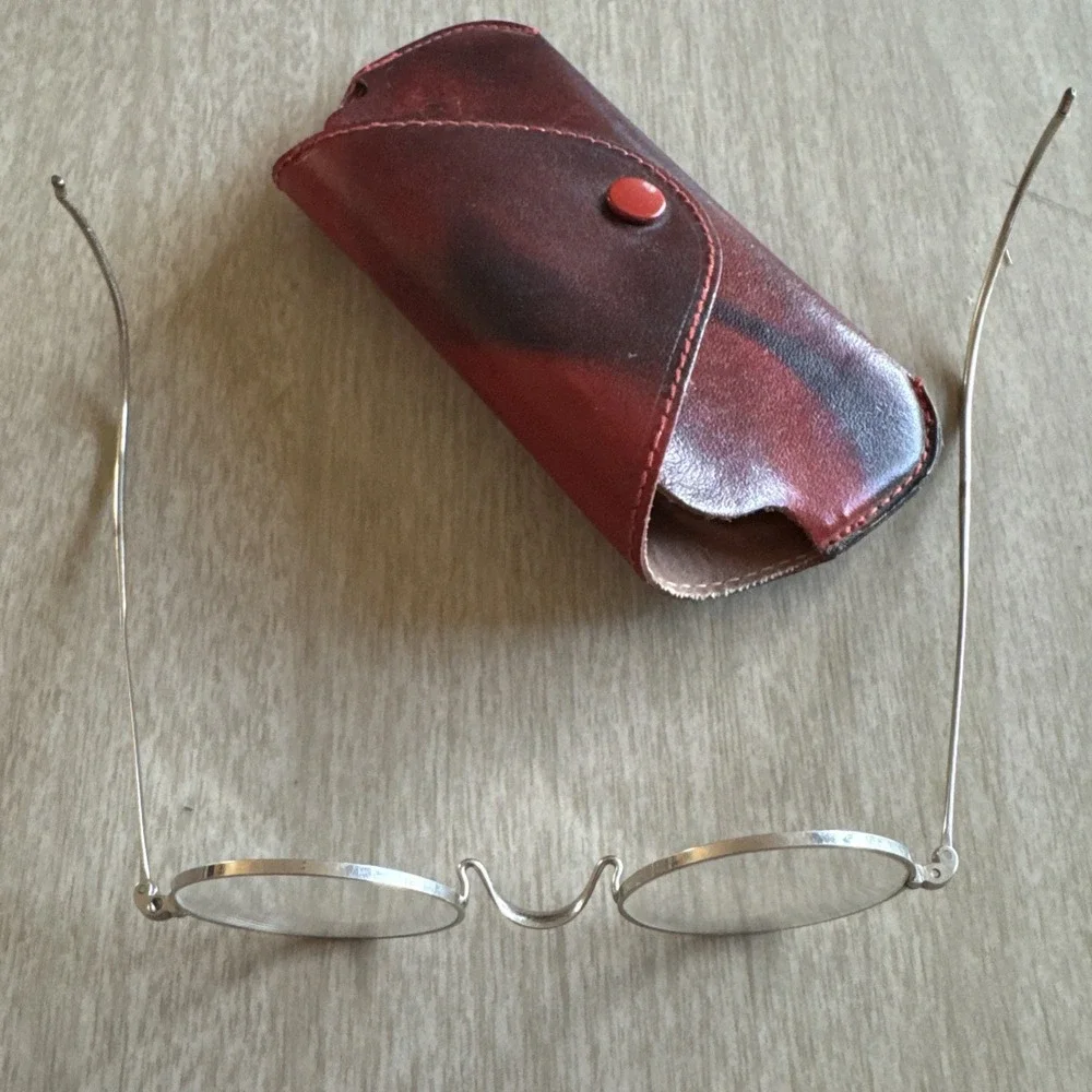 Antique Round Wire Rim Eyeglasses Cable Temple Spectacles Victorian Steampunk